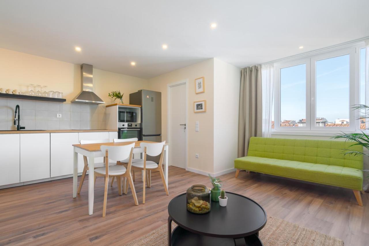 Host Wise - Fantastic Contemporary Flat W Balcony Apartman Porto Kültér fotó